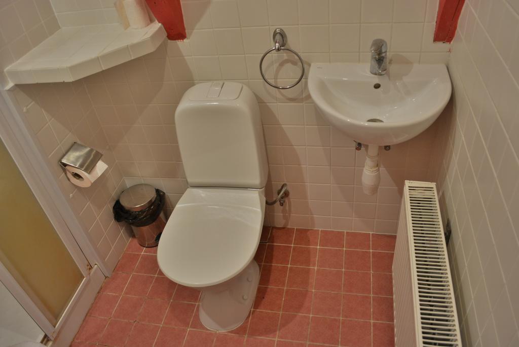 Motelis Bu-Bu Pļaviņas Oda fotoğraf